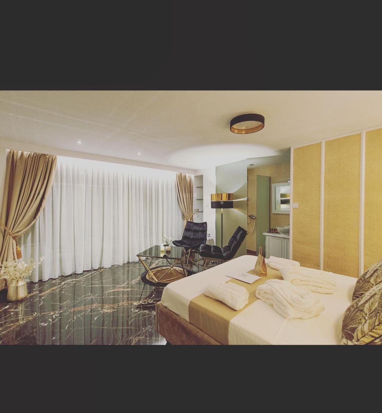 Apartament Mare 2 *