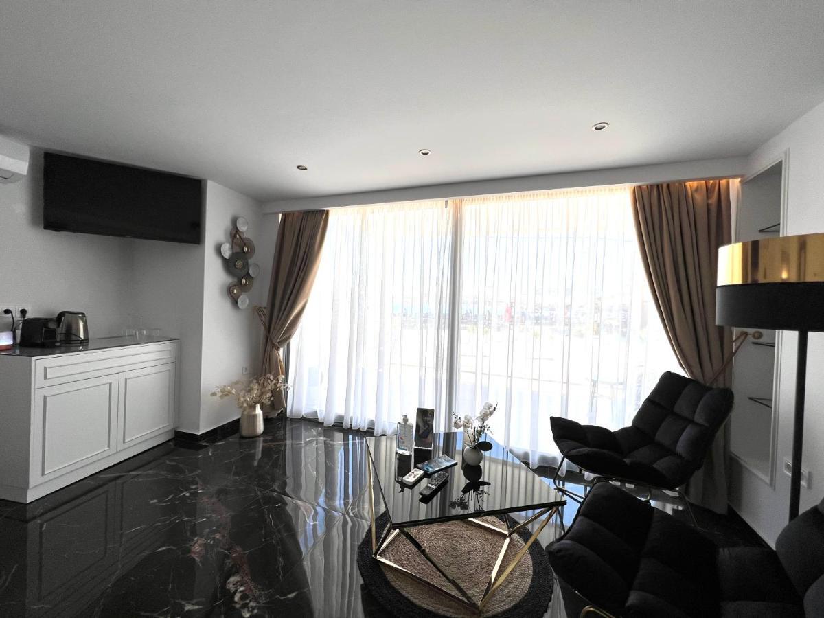 Apartament Mare 2